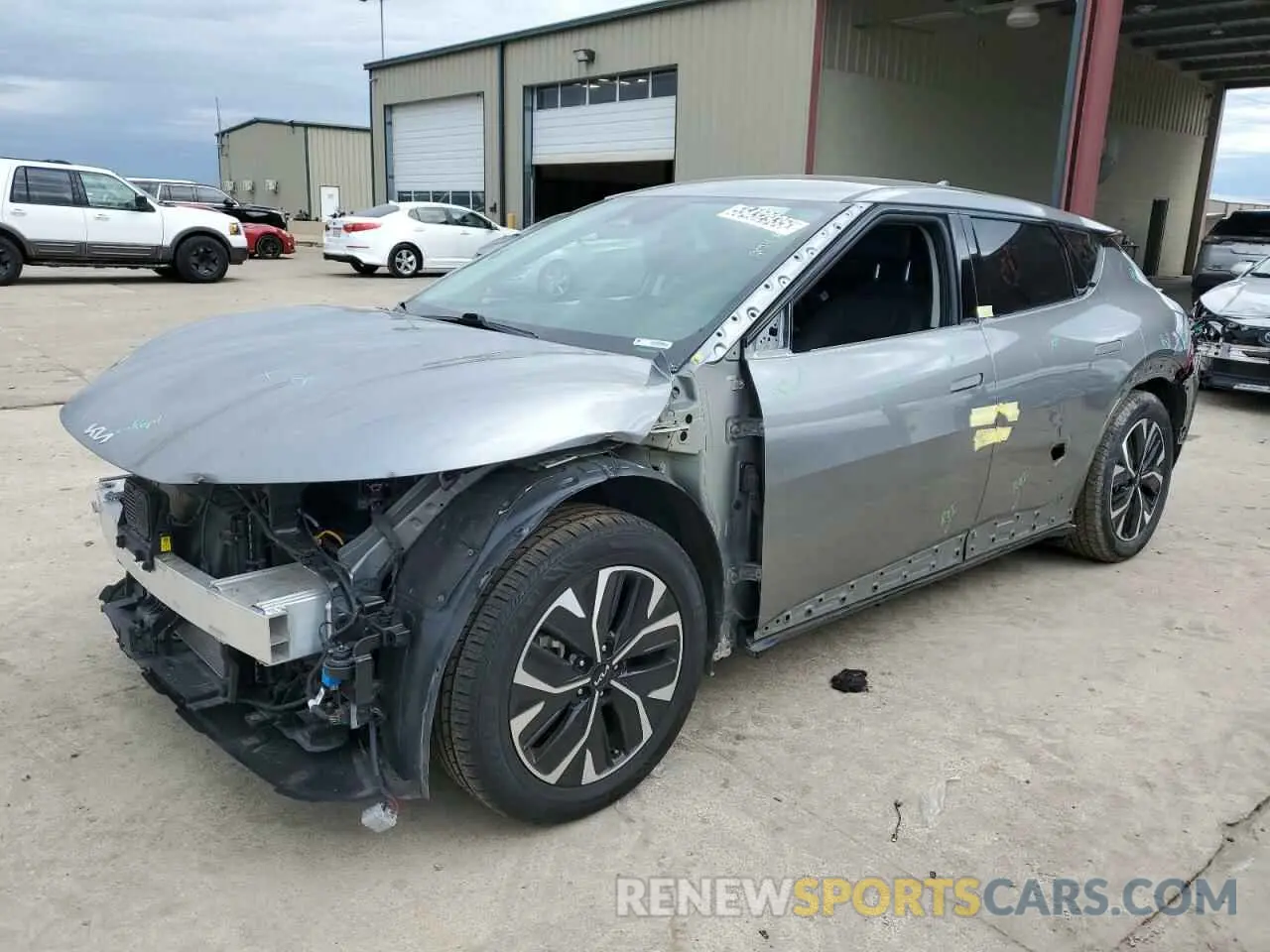 1 Photograph of a damaged car KNDC34LA8R5194955 KIA EV6 LIGHT 2024