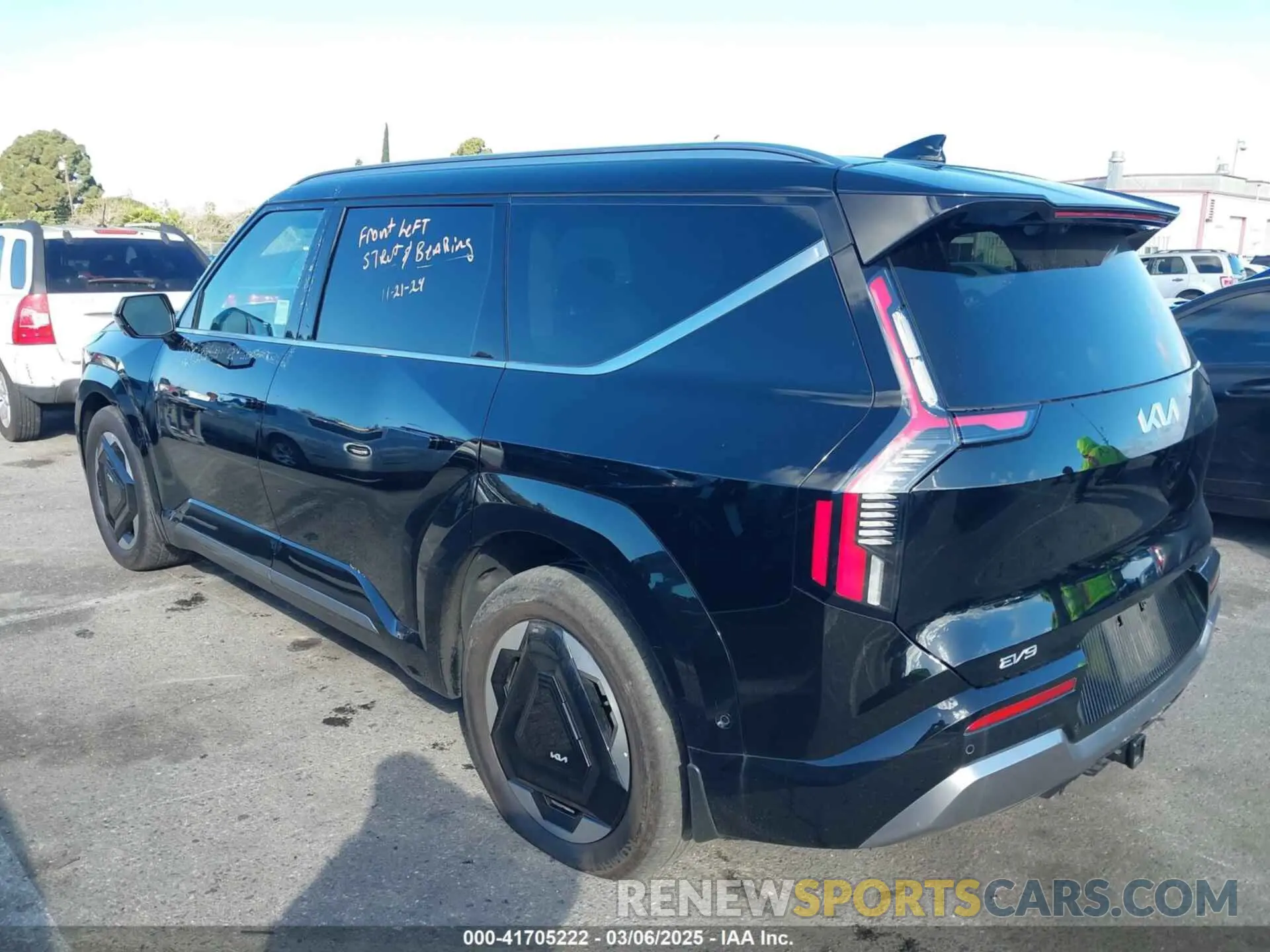 14 Photograph of a damaged car KNDADFS53R6027238 KIA EV9 2024