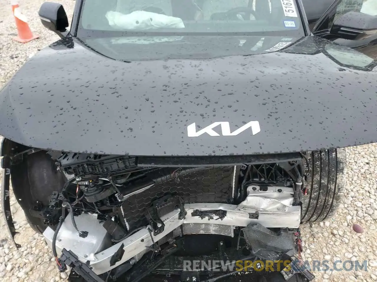12 Photograph of a damaged car KNDAEFS52R6040494 KIA EV9 GT LIN 2024