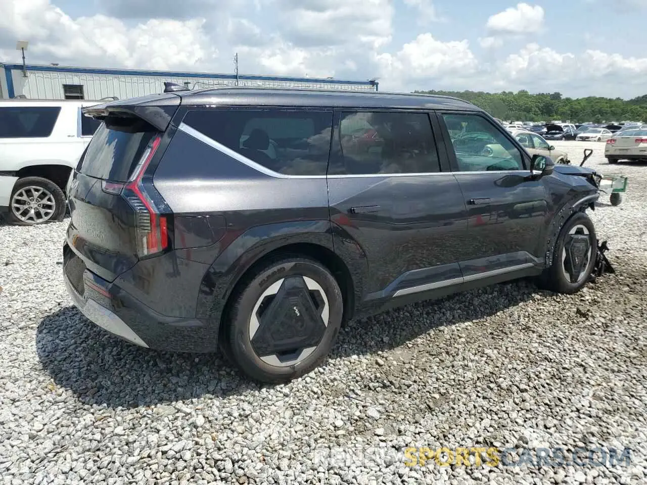 3 Photograph of a damaged car KNDADFS50R6027150 KIA EV9 LAND 2024