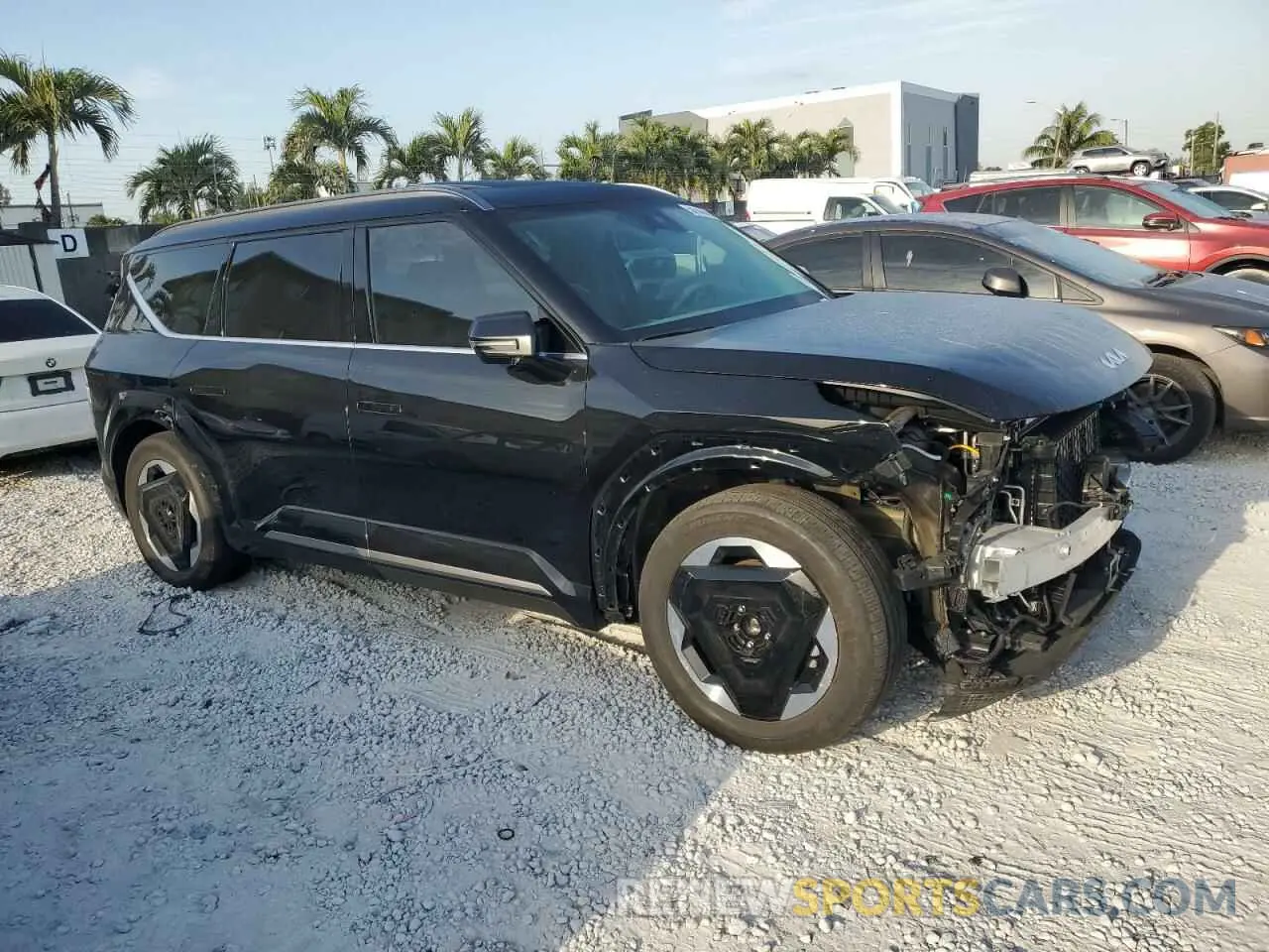 4 Photograph of a damaged car KNDADFS51R6026525 KIA EV9 LAND 2024