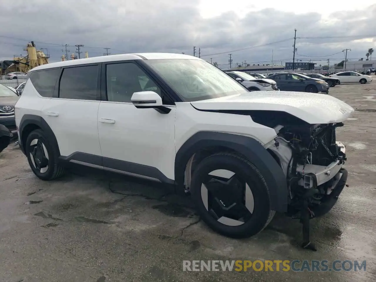 4 Photograph of a damaged car KNDAB5S10R6050747 KIA EV9 LIGHT 2024