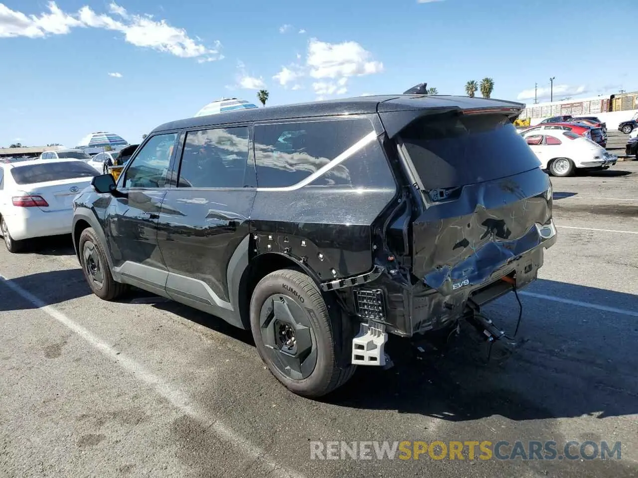 2 Photograph of a damaged car KNDAB5S16R6030468 KIA EV9 LIGHT 2024