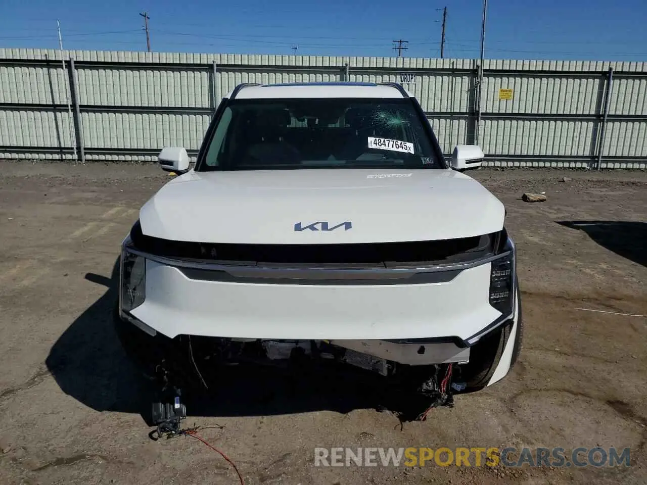 5 Photograph of a damaged car KNDAFFS50R6020130 KIA EV9 WIND 2024