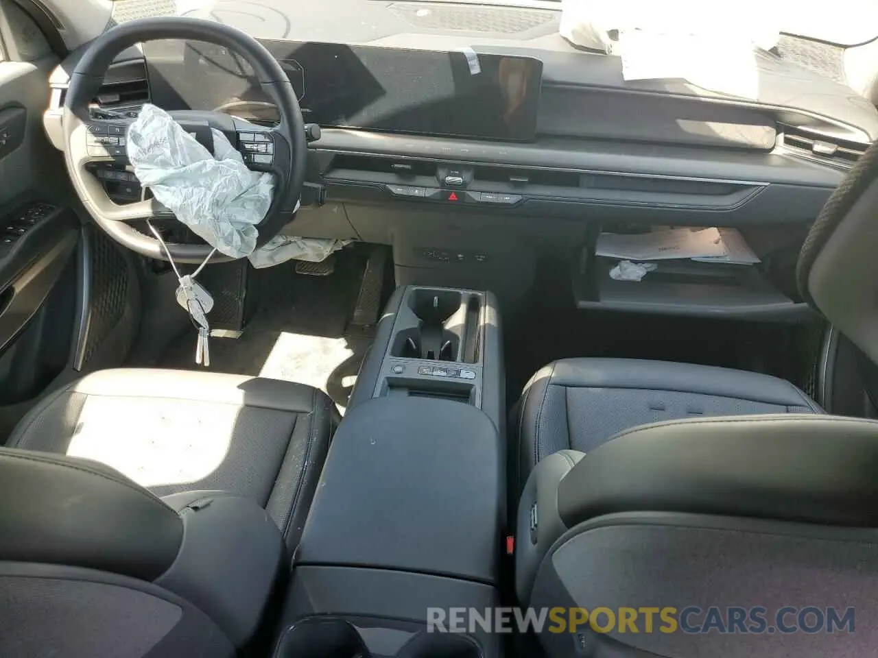 8 Photograph of a damaged car KNDAFFS57R6050905 KIA EV9 WIND 2024