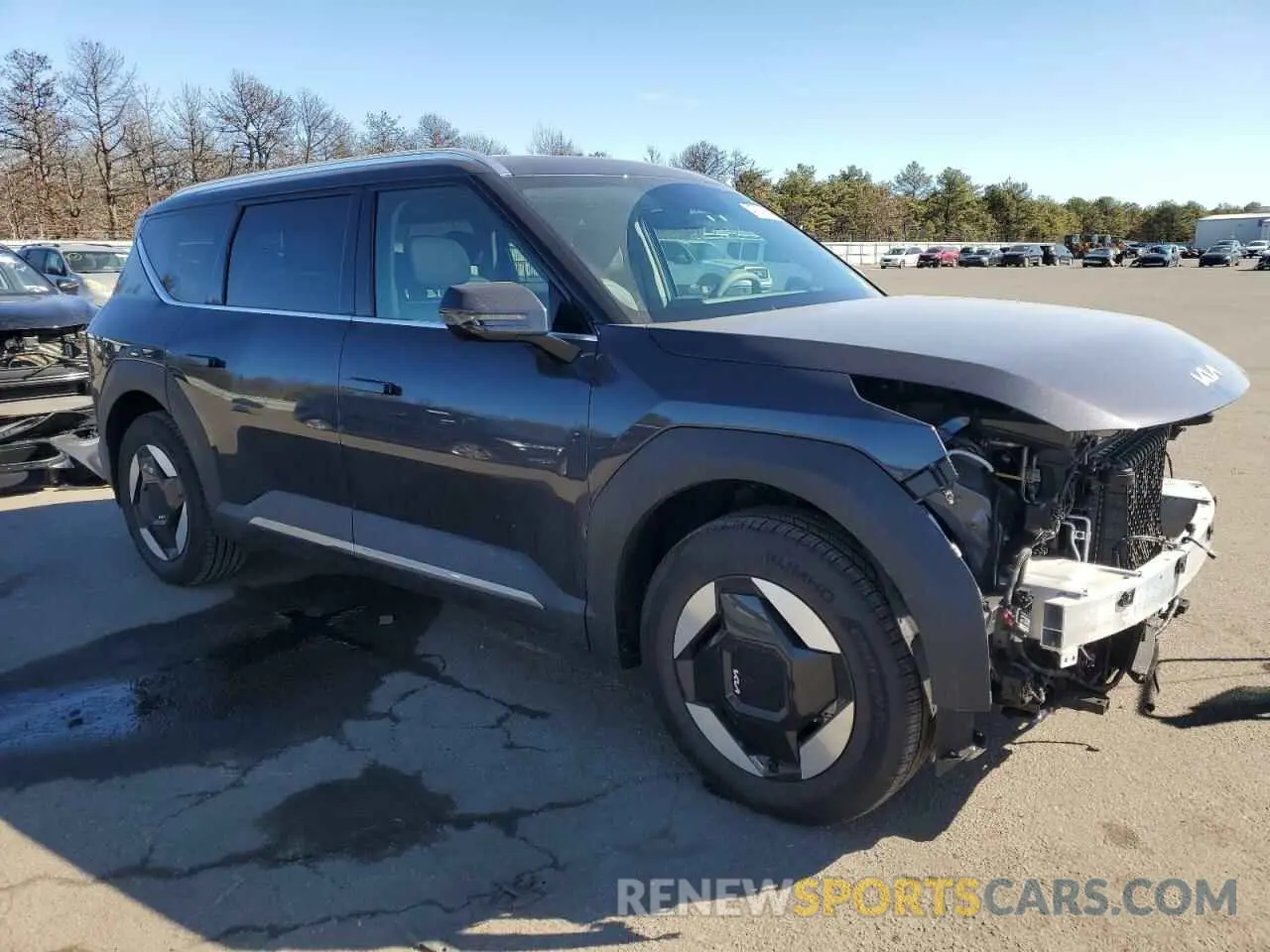 4 Photograph of a damaged car 5XYAFFS56SG003786 KIA EV9 WIND 2025
