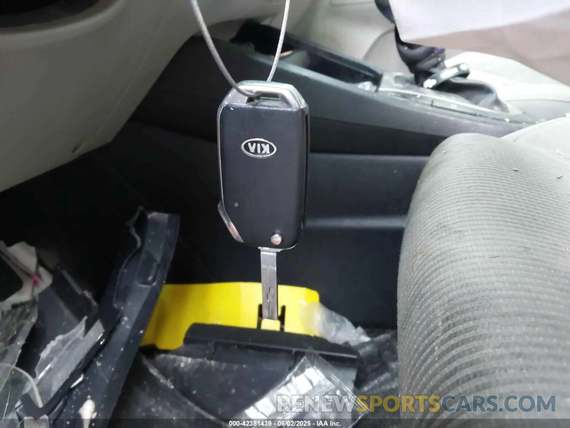 11 Photograph of a damaged car 3KPF24AD0KE021356 KIA FORTE 2019