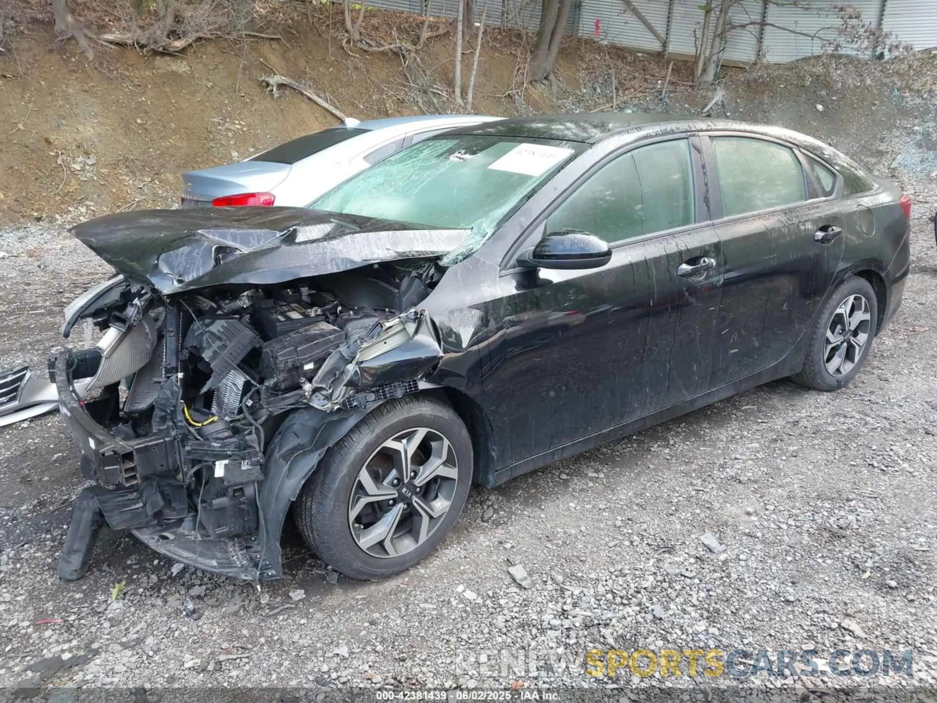 2 Photograph of a damaged car 3KPF24AD0KE021356 KIA FORTE 2019