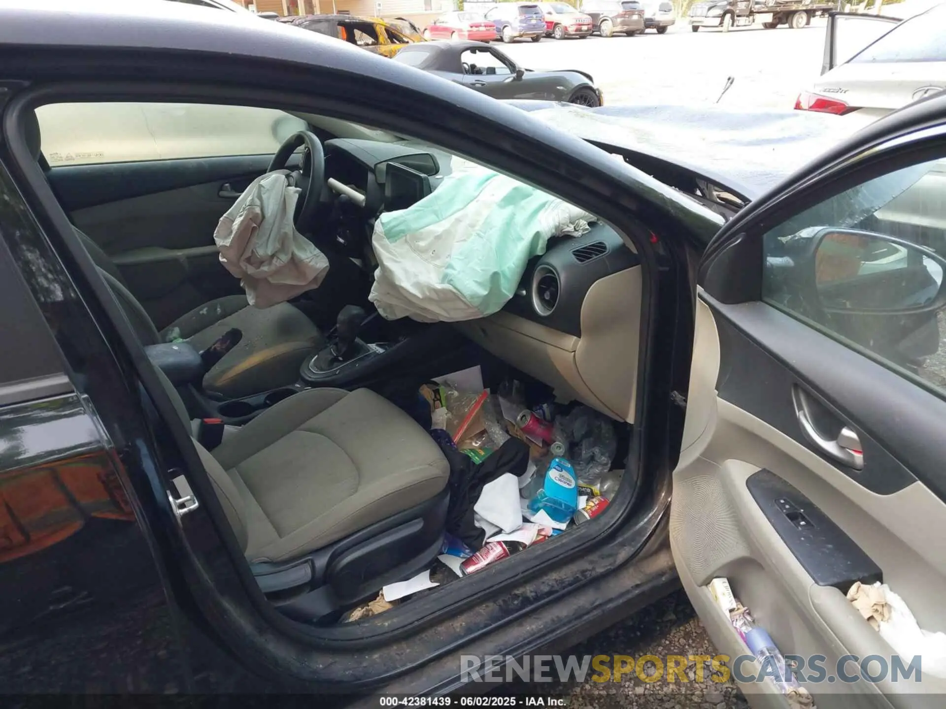 5 Photograph of a damaged car 3KPF24AD0KE021356 KIA FORTE 2019