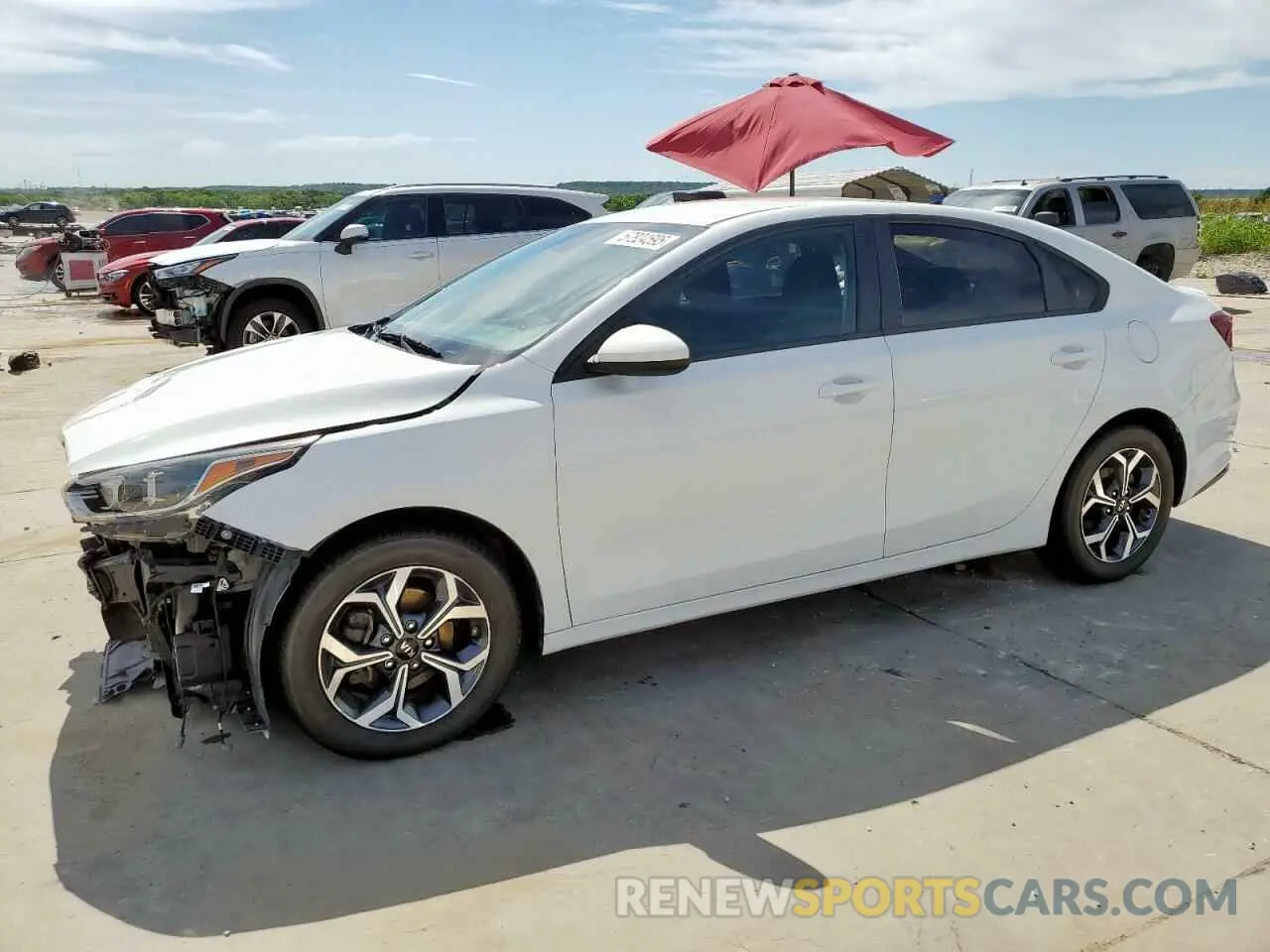 1 Photograph of a damaged car 3KPF24AD0KE022877 KIA FORTE 2019