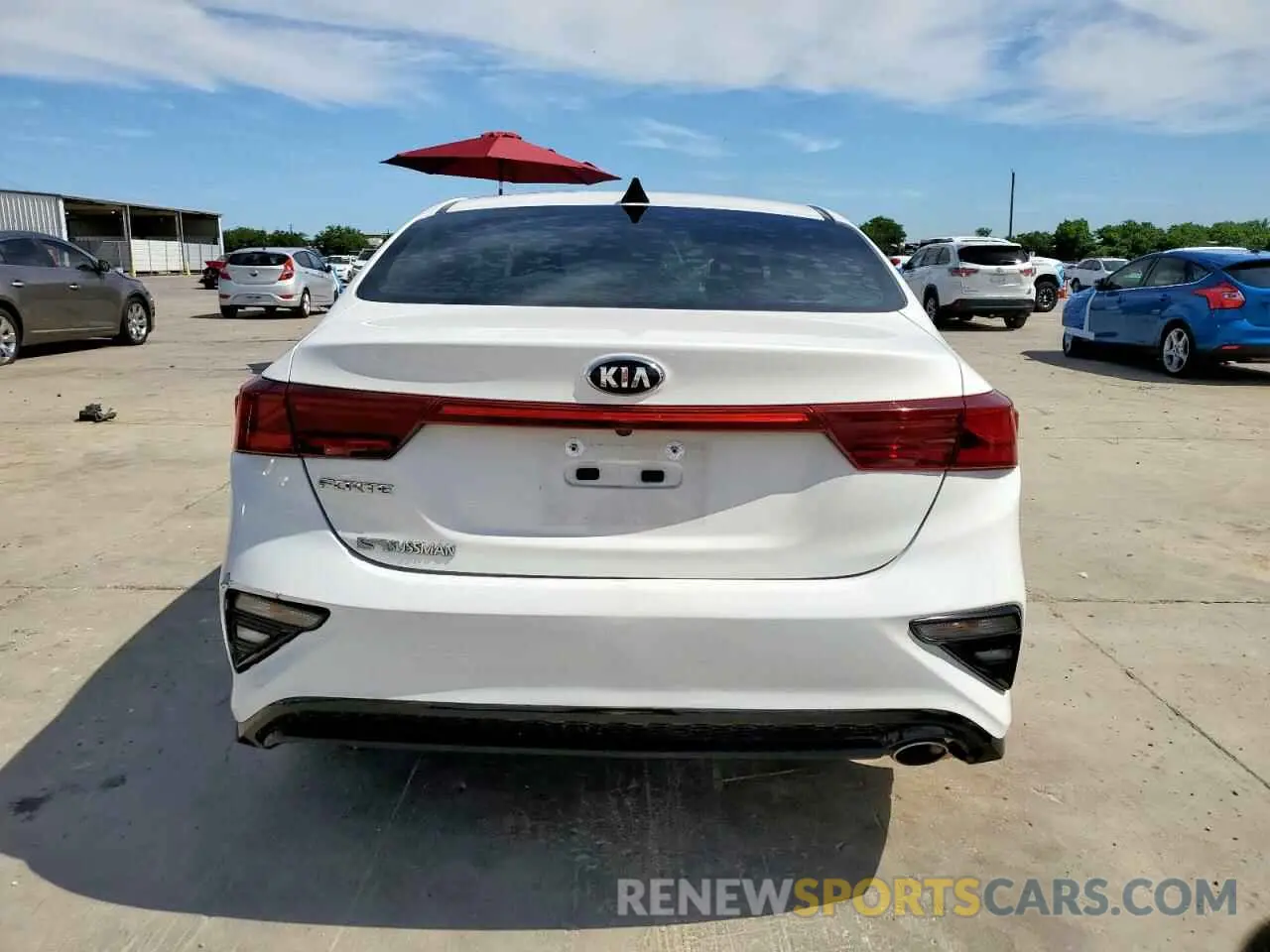 6 Photograph of a damaged car 3KPF24AD0KE022877 KIA FORTE 2019