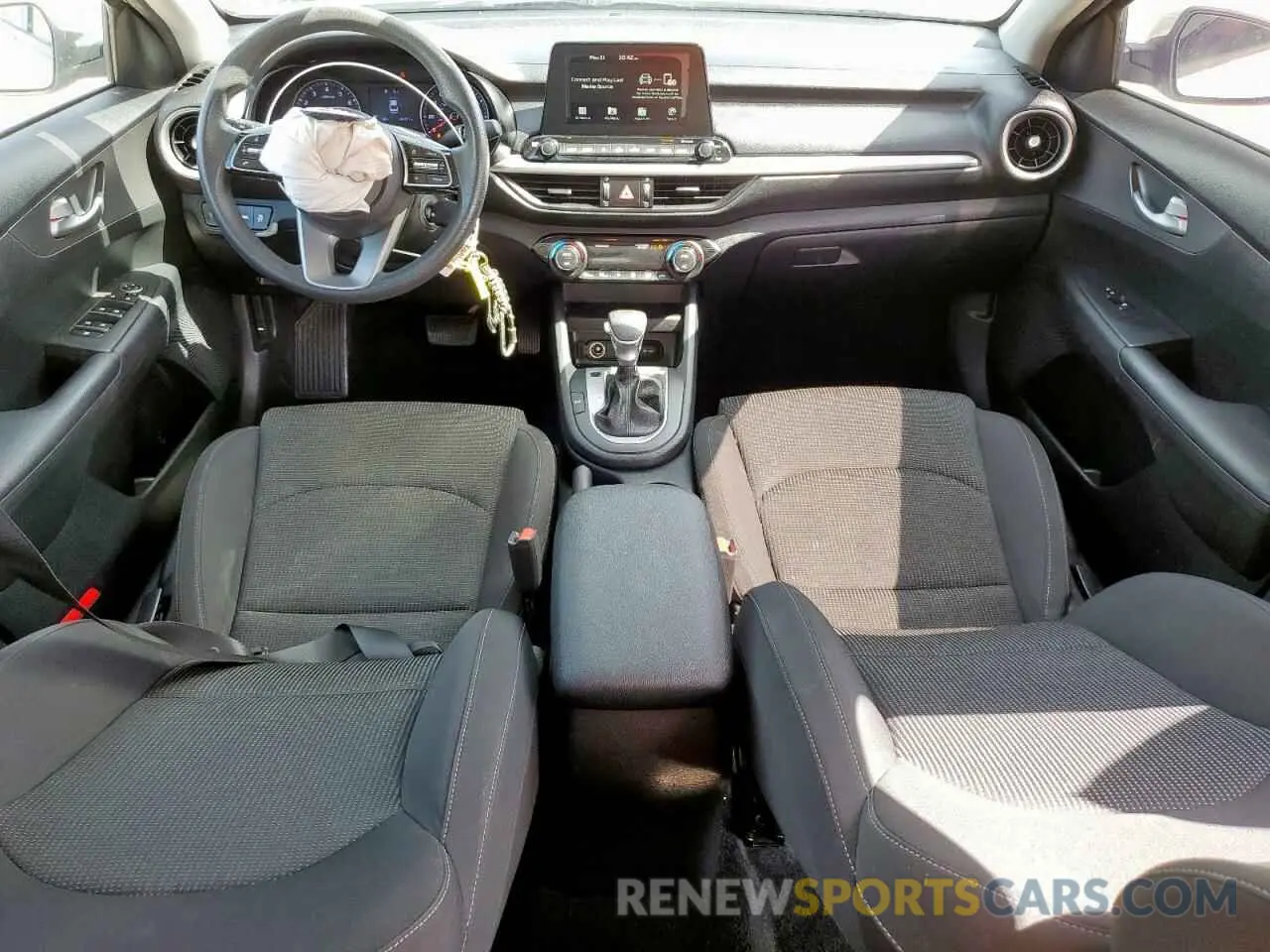 8 Photograph of a damaged car 3KPF24AD0KE022877 KIA FORTE 2019