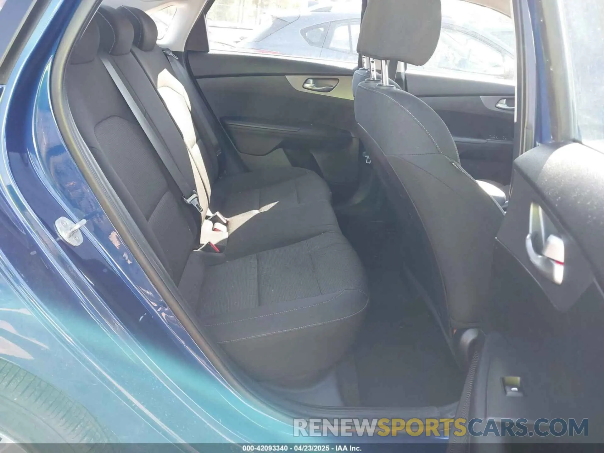 8 Photograph of a damaged car 3KPF24AD0KE024791 KIA FORTE 2019