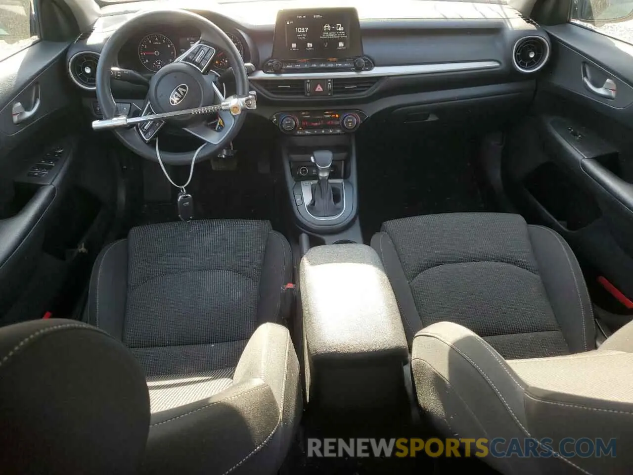 8 Photograph of a damaged car 3KPF24AD0KE024807 KIA FORTE 2019