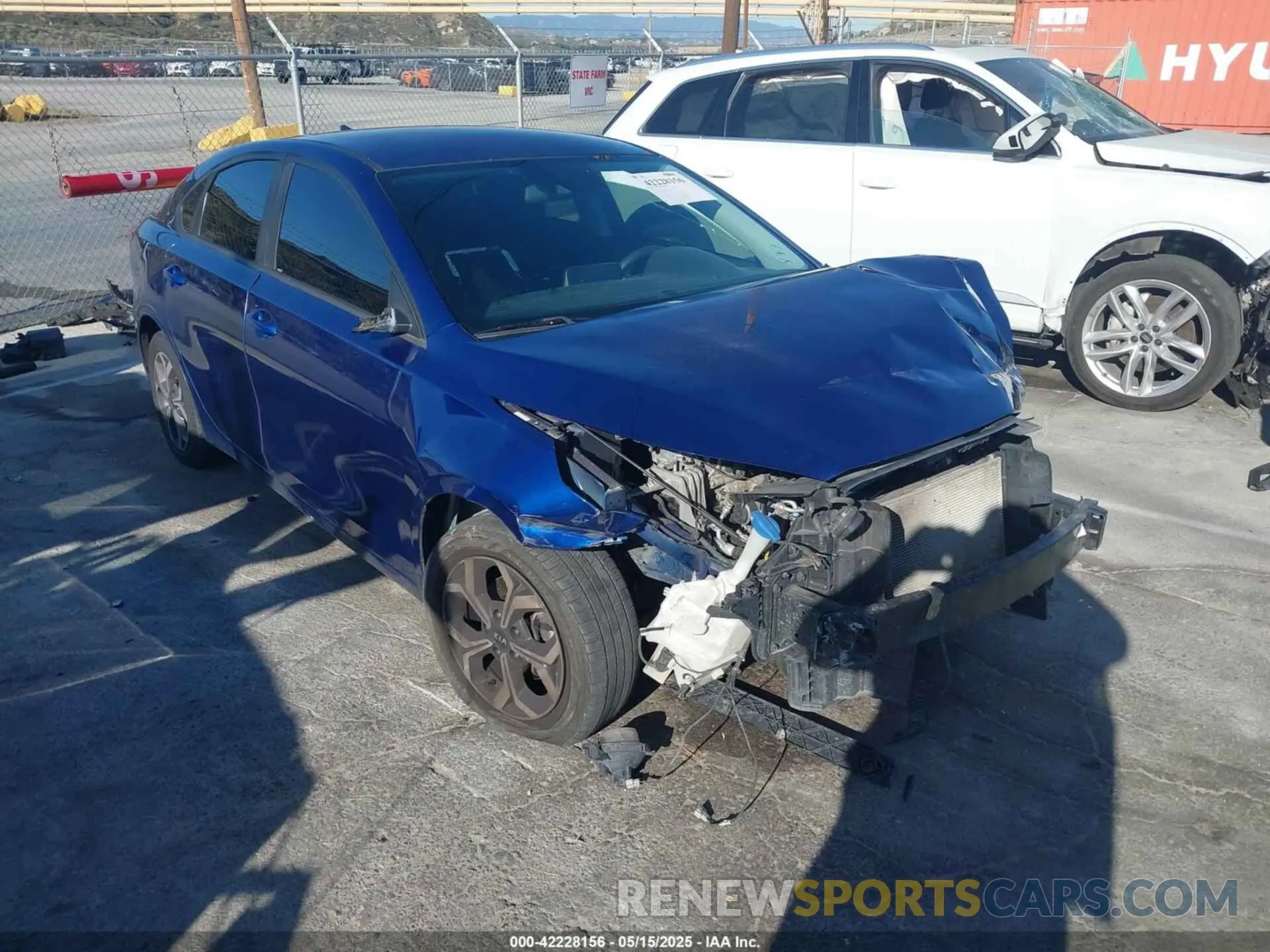 1 Photograph of a damaged car 3KPF24AD0KE028369 KIA FORTE 2019