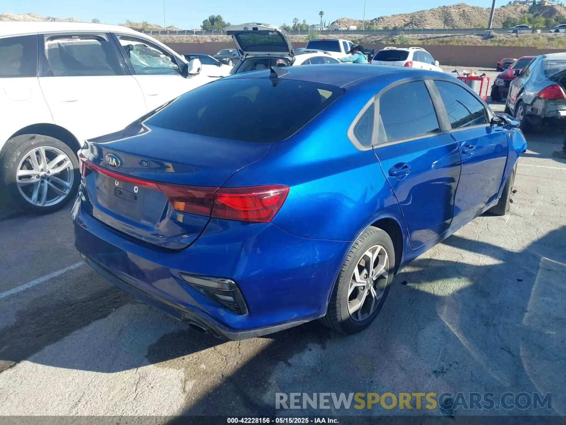 4 Photograph of a damaged car 3KPF24AD0KE028369 KIA FORTE 2019