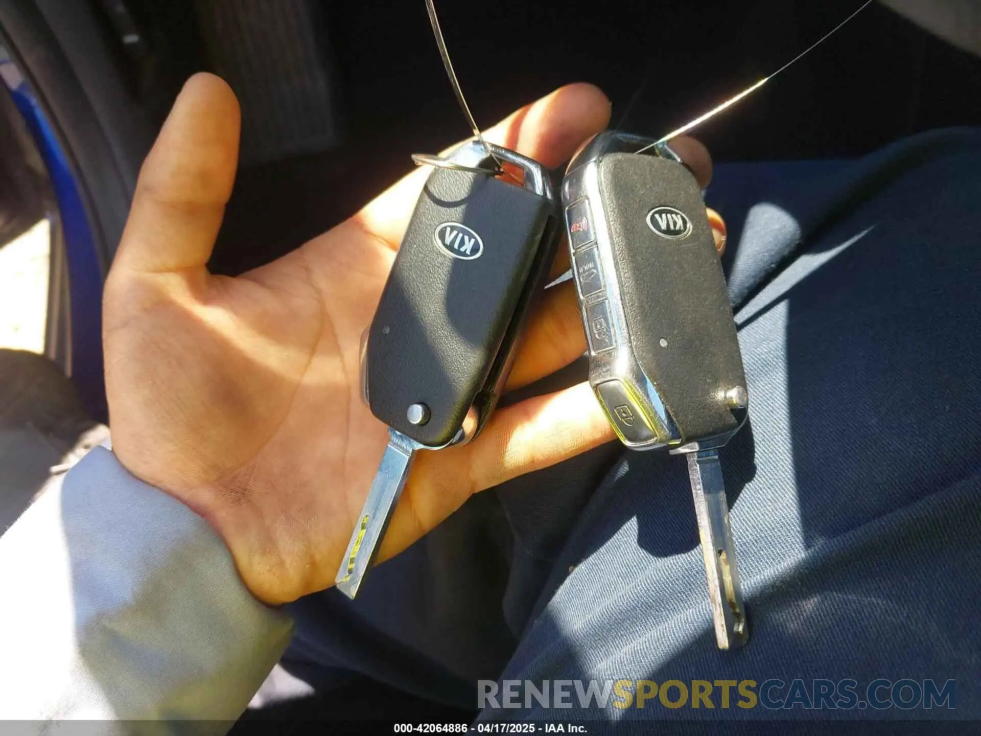 11 Photograph of a damaged car 3KPF24AD0KE031580 KIA FORTE 2019