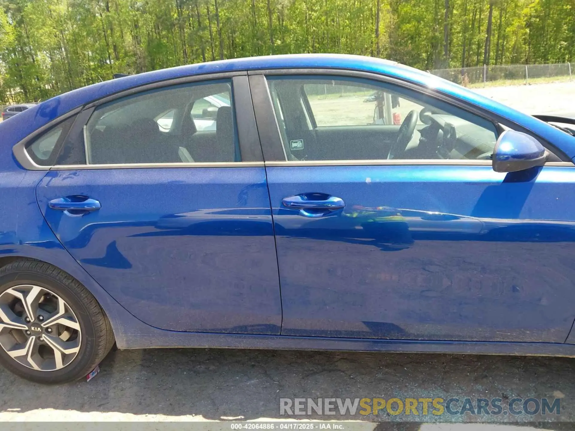 13 Photograph of a damaged car 3KPF24AD0KE031580 KIA FORTE 2019