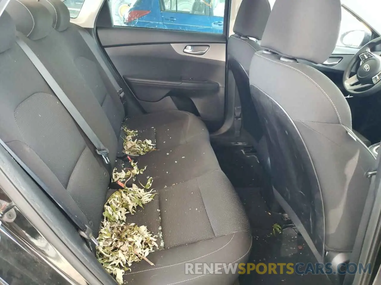 10 Photograph of a damaged car 3KPF24AD0KE048539 KIA FORTE 2019