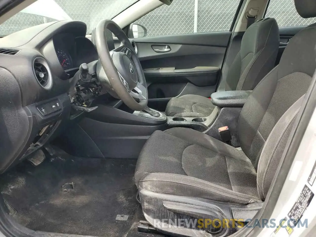 7 Photograph of a damaged car 3KPF24AD0KE055331 KIA FORTE 2019