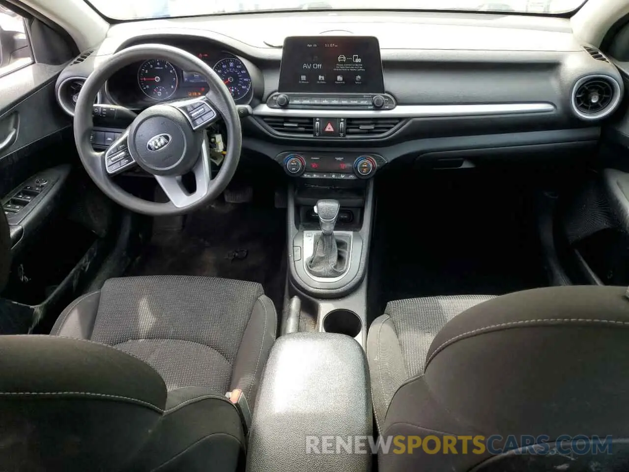 8 Photograph of a damaged car 3KPF24AD0KE055331 KIA FORTE 2019