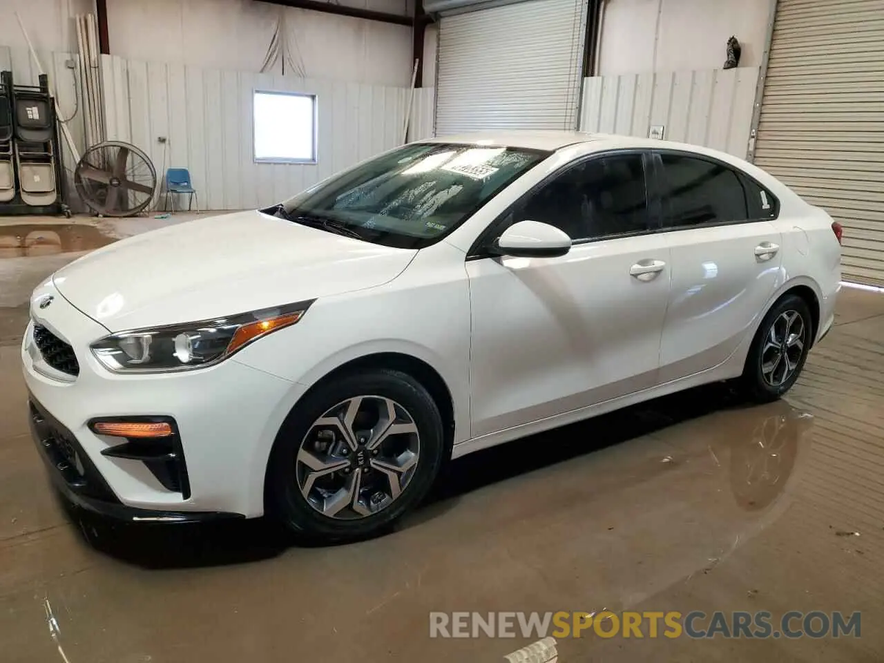 1 Photograph of a damaged car 3KPF24AD0KE082979 KIA FORTE 2019