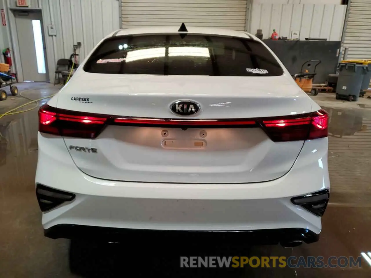 6 Photograph of a damaged car 3KPF24AD0KE082979 KIA FORTE 2019