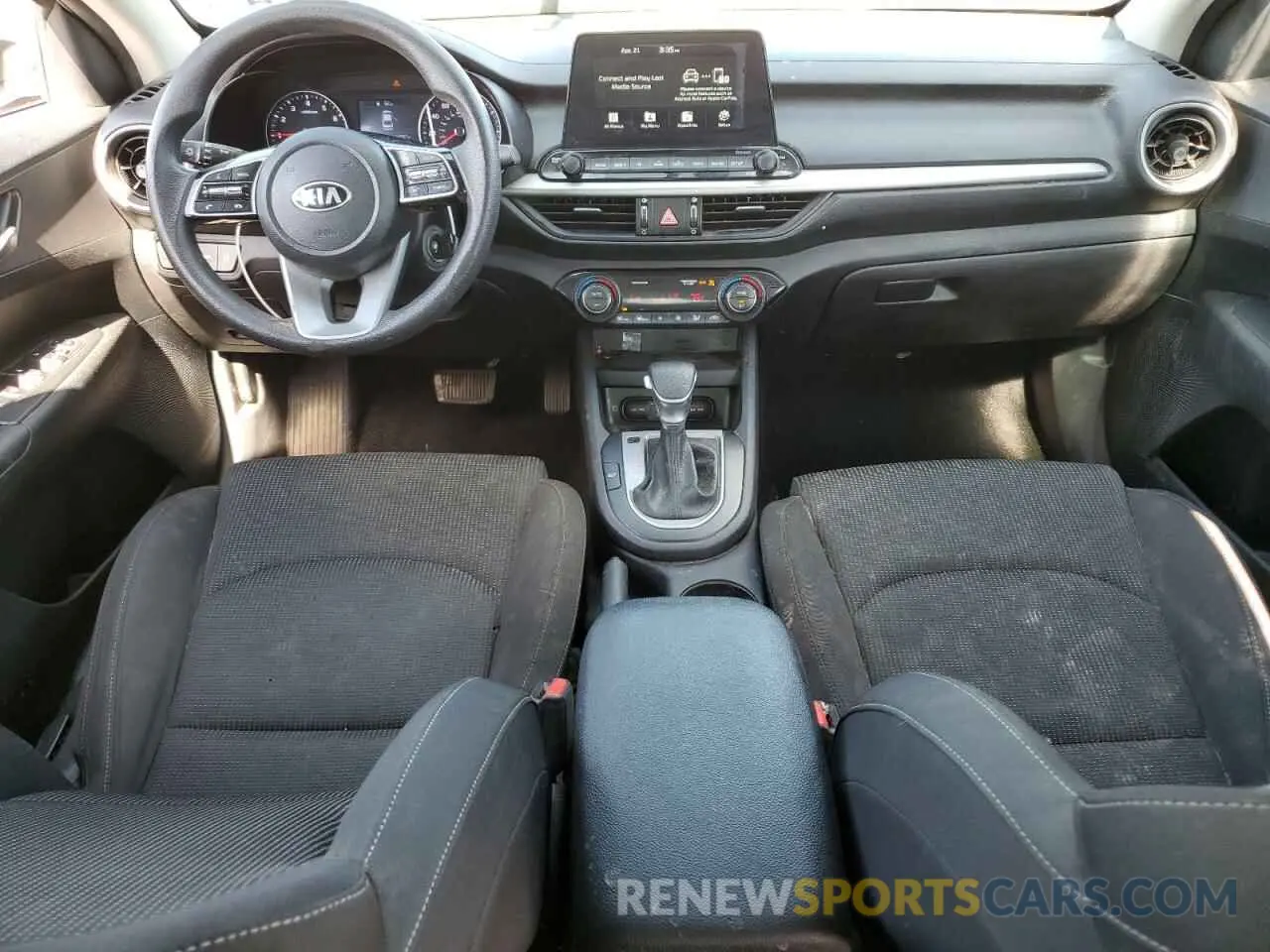 8 Photograph of a damaged car 3KPF24AD0KE082979 KIA FORTE 2019