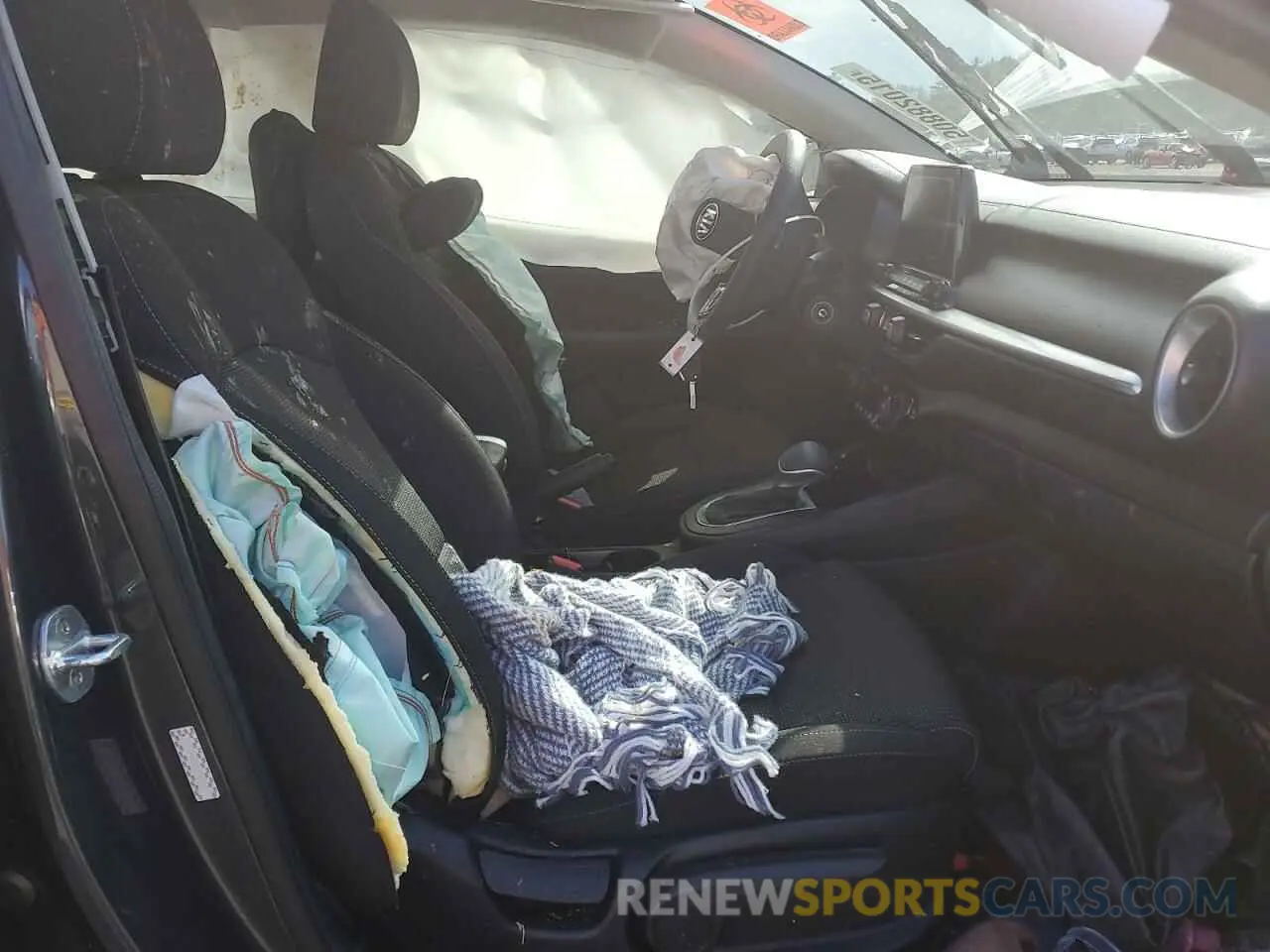 7 Photograph of a damaged car 3KPF24AD0KE087857 KIA FORTE 2019