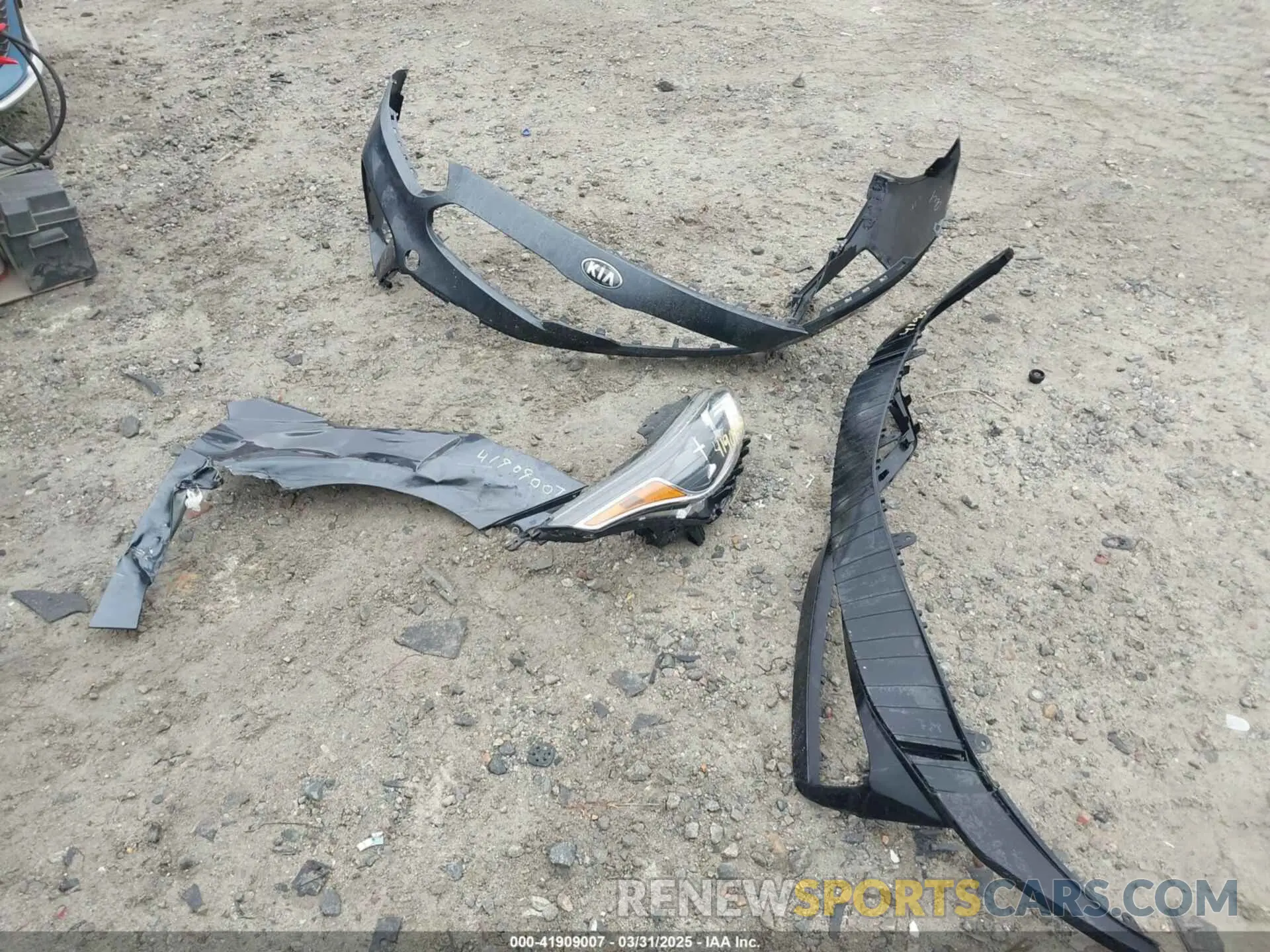 12 Photograph of a damaged car 3KPF24AD0KE097627 KIA FORTE 2019