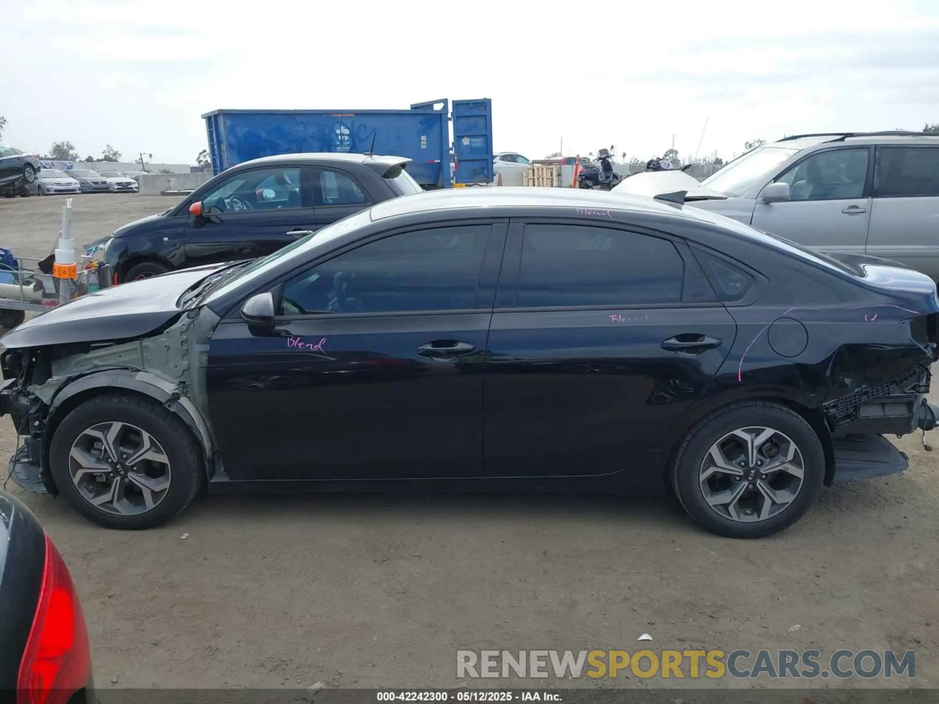 15 Photograph of a damaged car 3KPF24AD0KE109792 KIA FORTE 2019