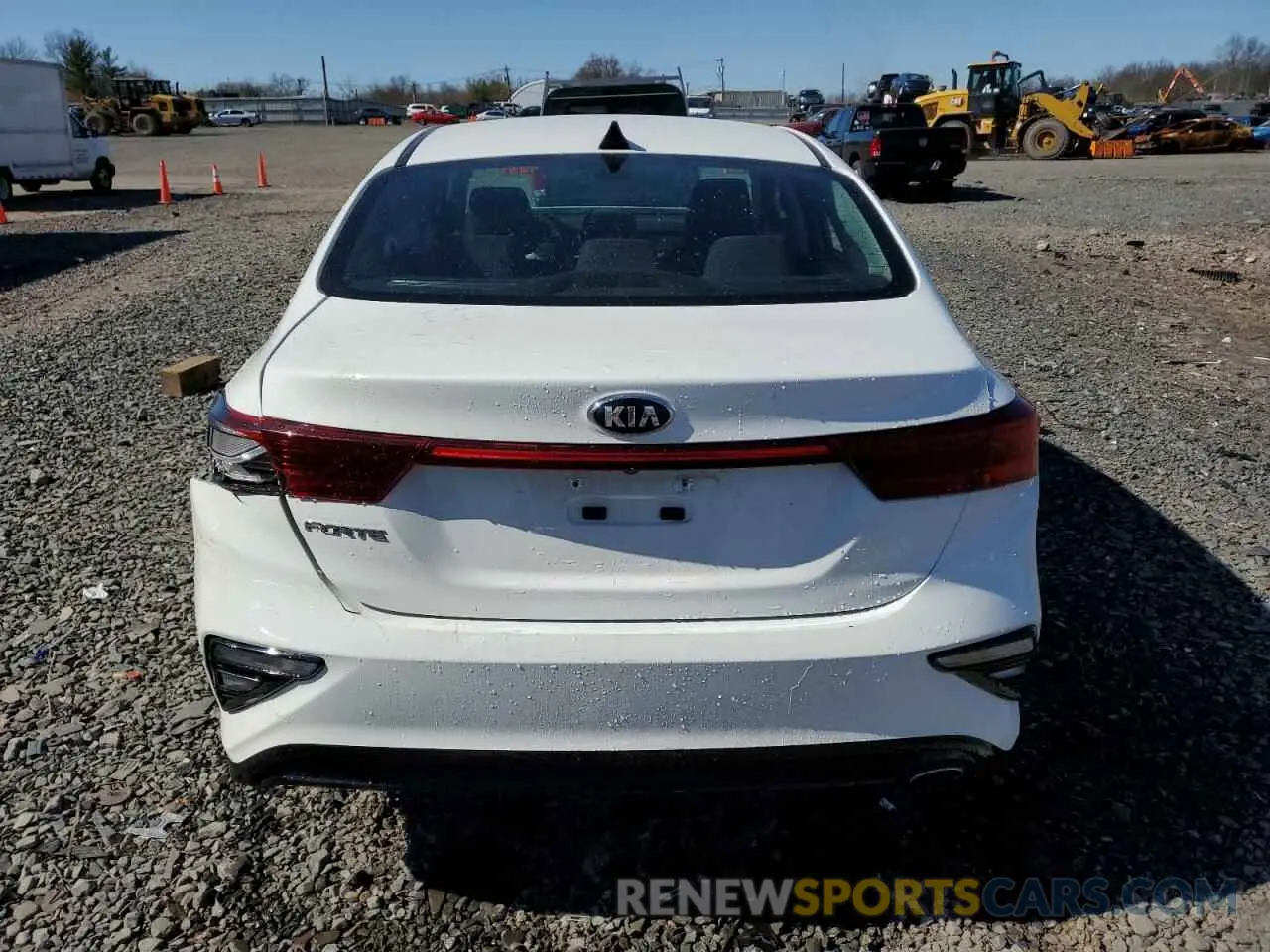6 Photograph of a damaged car 3KPF24AD0KE127127 KIA FORTE 2019