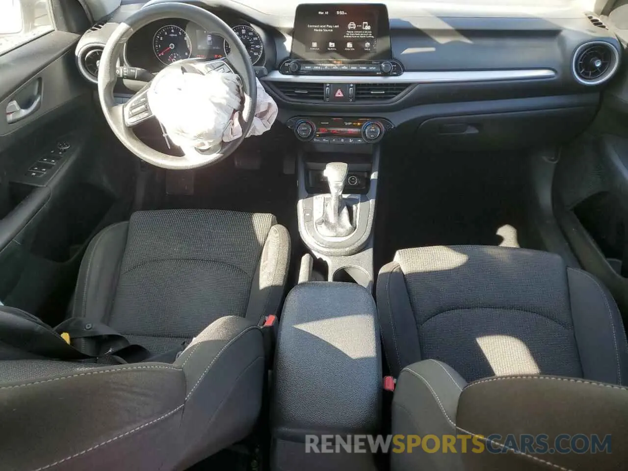 8 Photograph of a damaged car 3KPF24AD0KE127127 KIA FORTE 2019