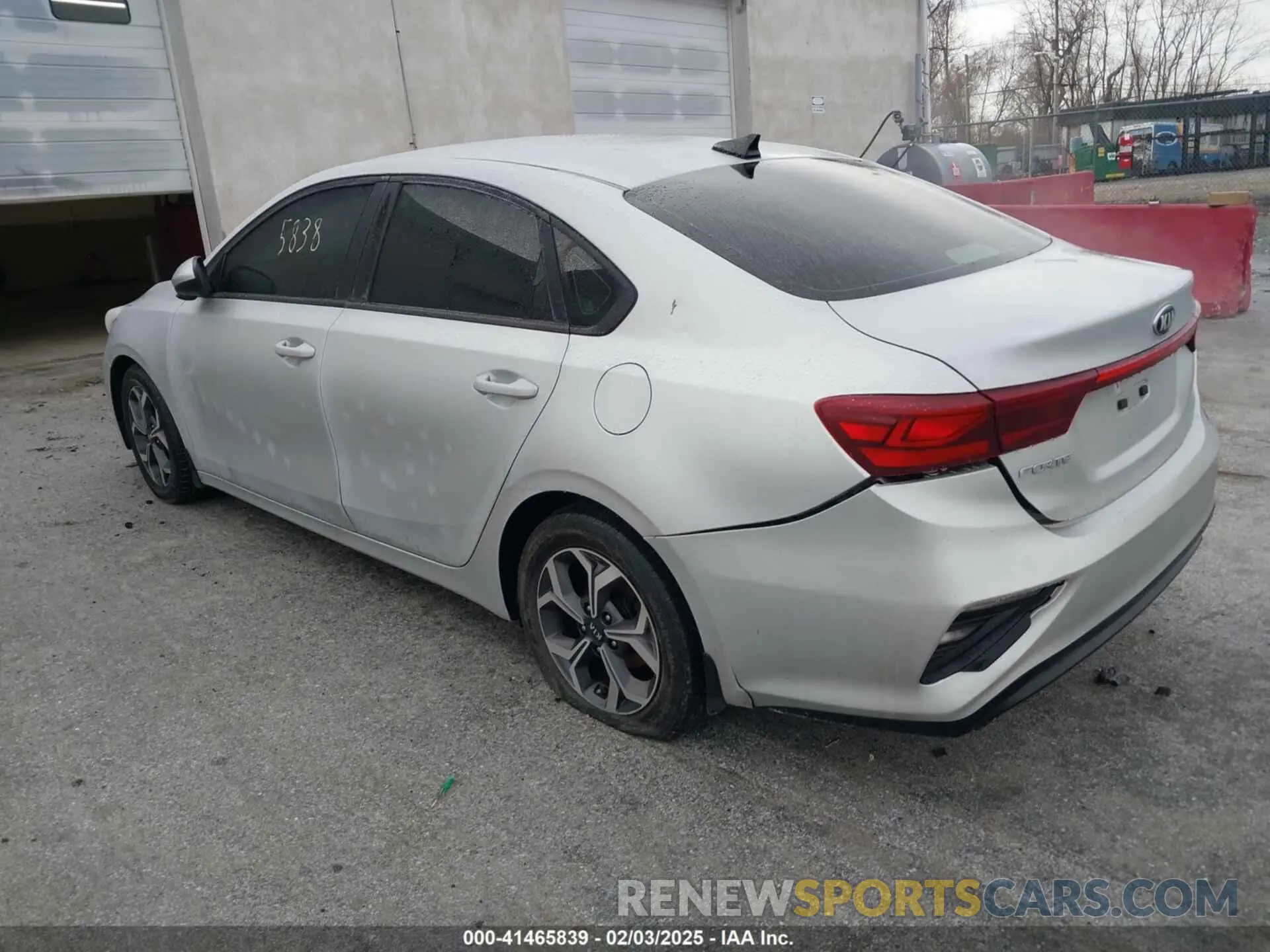 3 Photograph of a damaged car 3KPF24AD0KE132053 KIA FORTE 2019