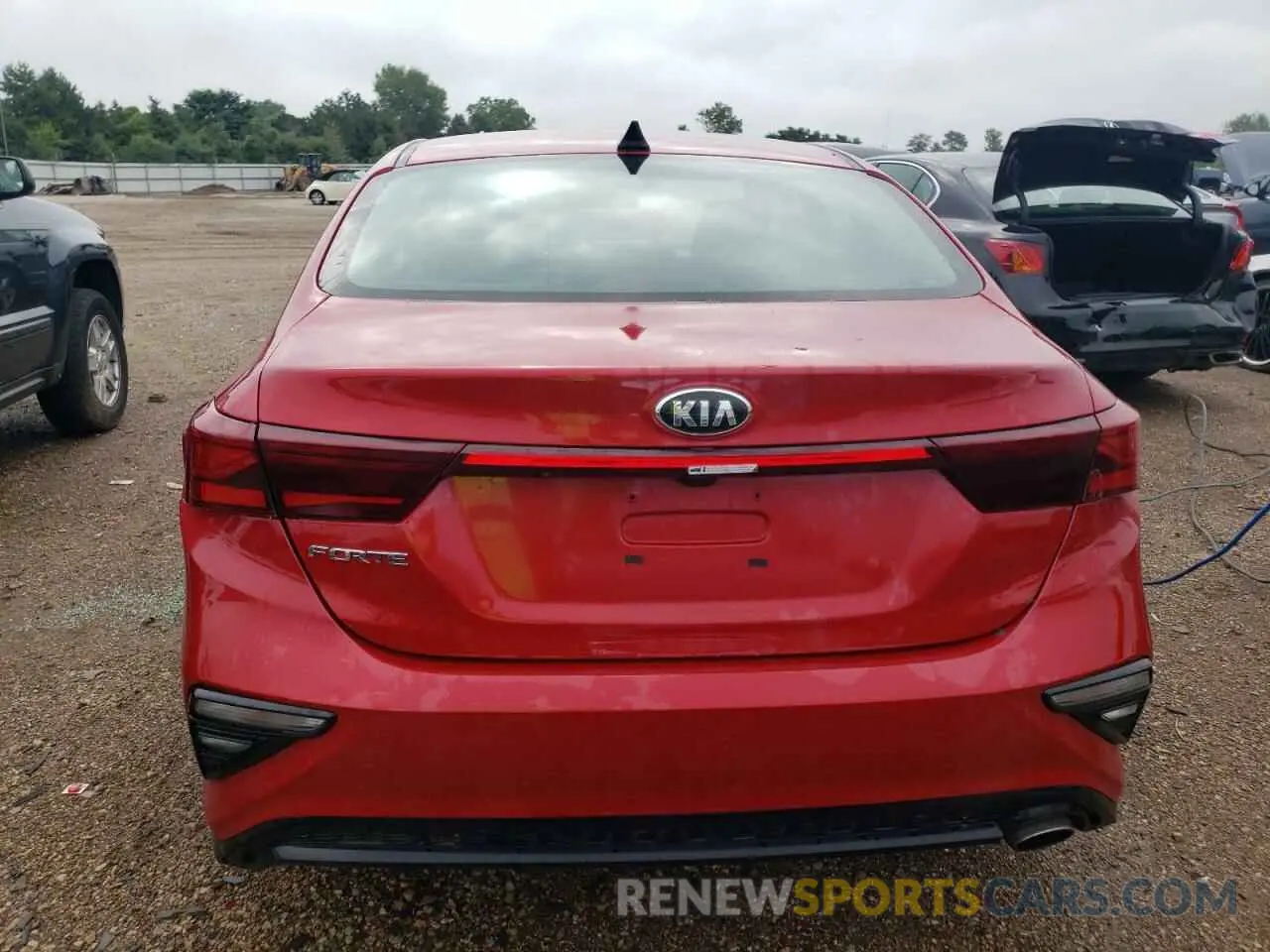 6 Photograph of a damaged car 3KPF24AD0KE134773 KIA FORTE 2019