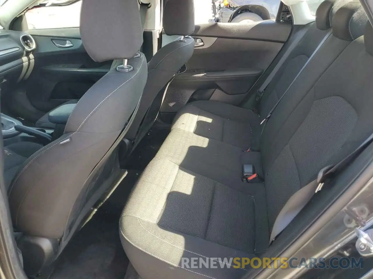 11 Photograph of a damaged car 3KPF24AD0KE137849 KIA FORTE 2019