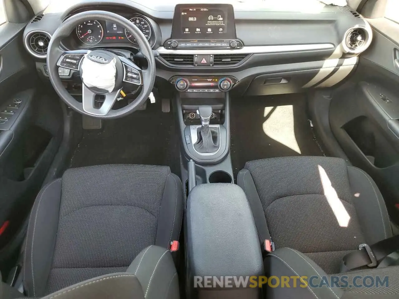 8 Photograph of a damaged car 3KPF24AD0KE137849 KIA FORTE 2019