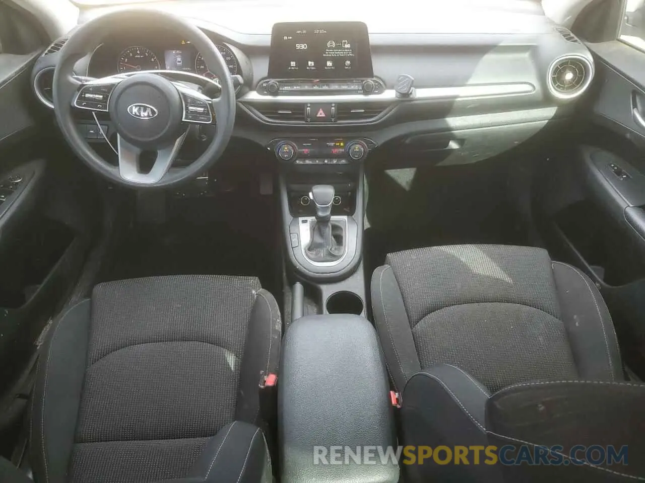 8 Photograph of a damaged car 3KPF24AD1KE005943 KIA FORTE 2019