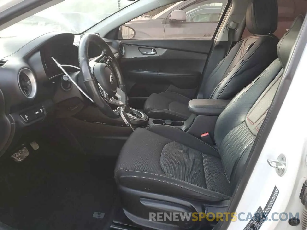 7 Photograph of a damaged car 3KPF24AD1KE008566 KIA FORTE 2019
