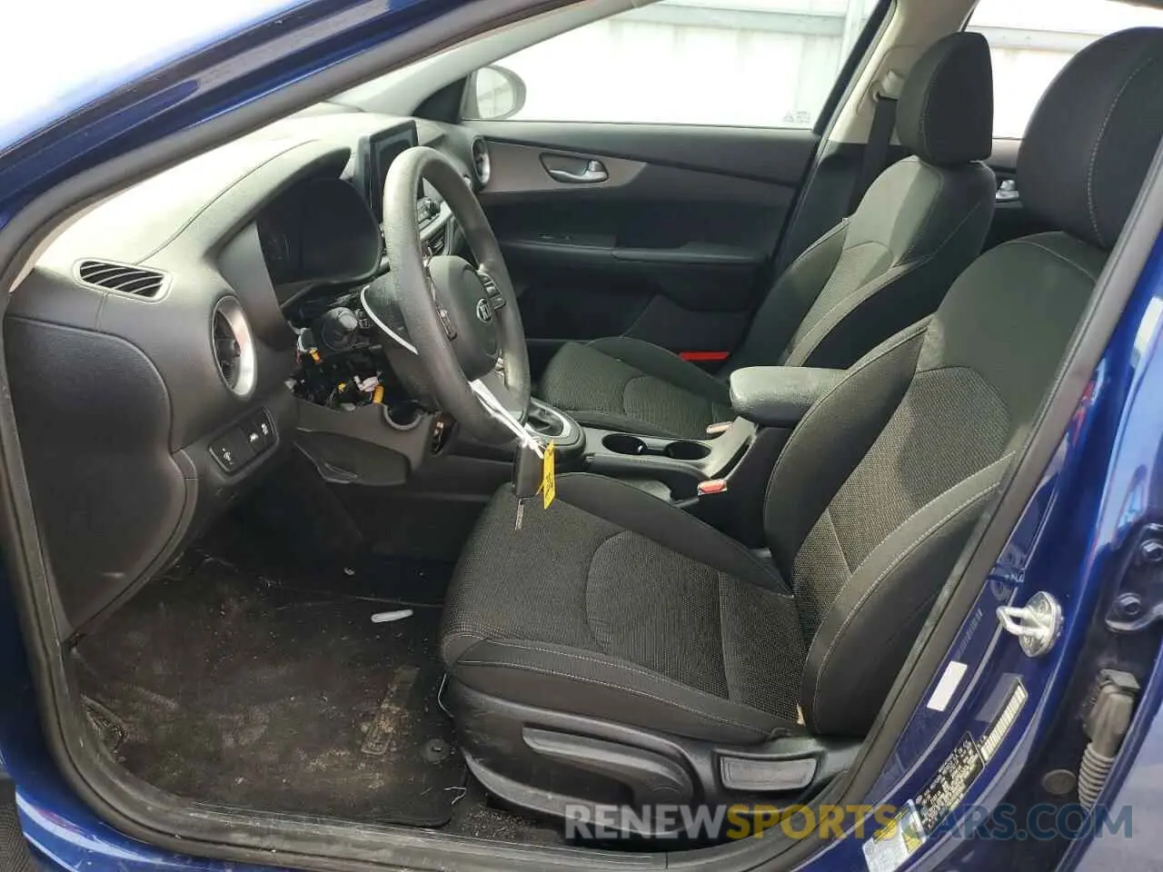 7 Photograph of a damaged car 3KPF24AD1KE008843 KIA FORTE 2019