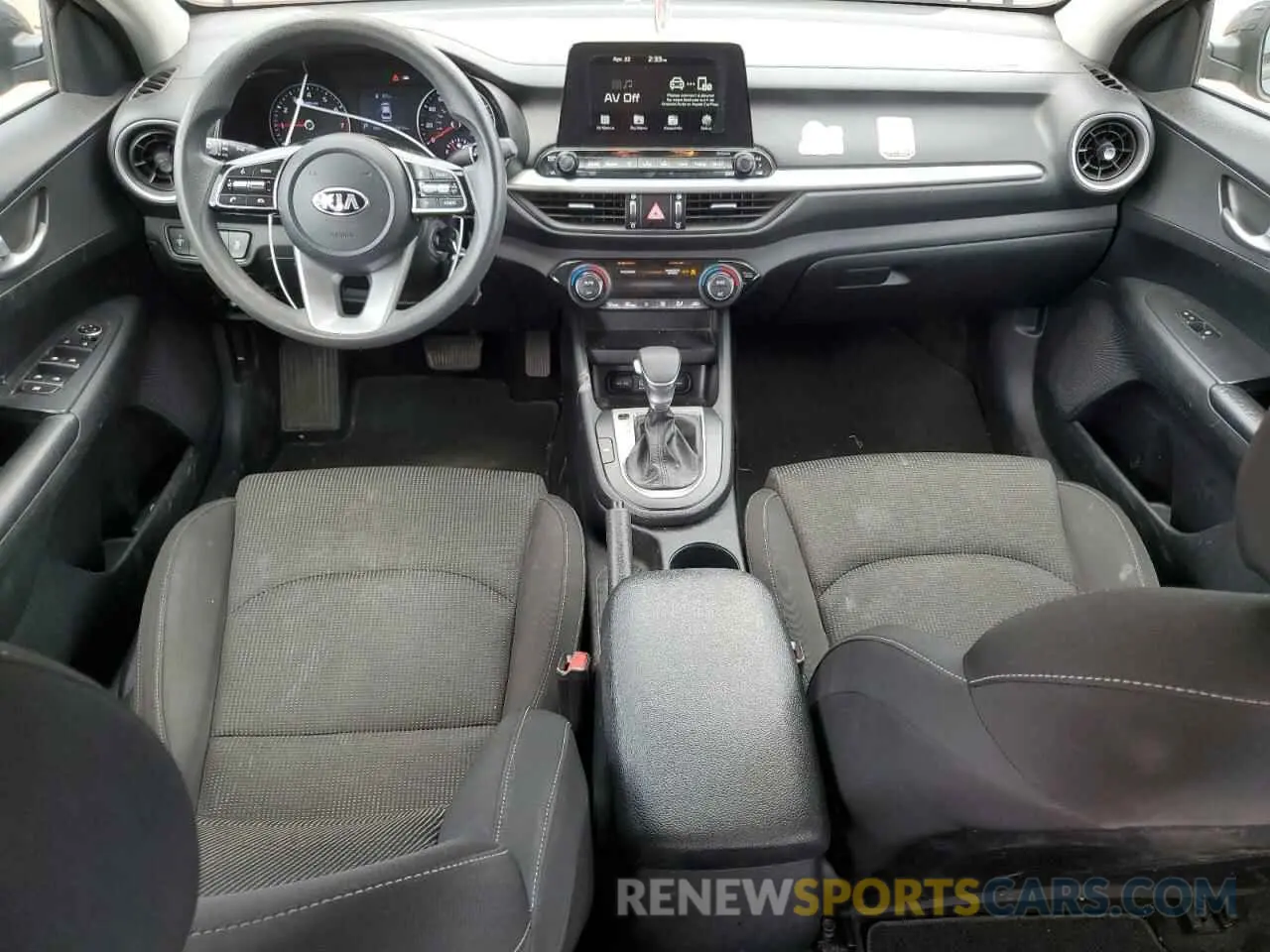 8 Photograph of a damaged car 3KPF24AD1KE011127 KIA FORTE 2019