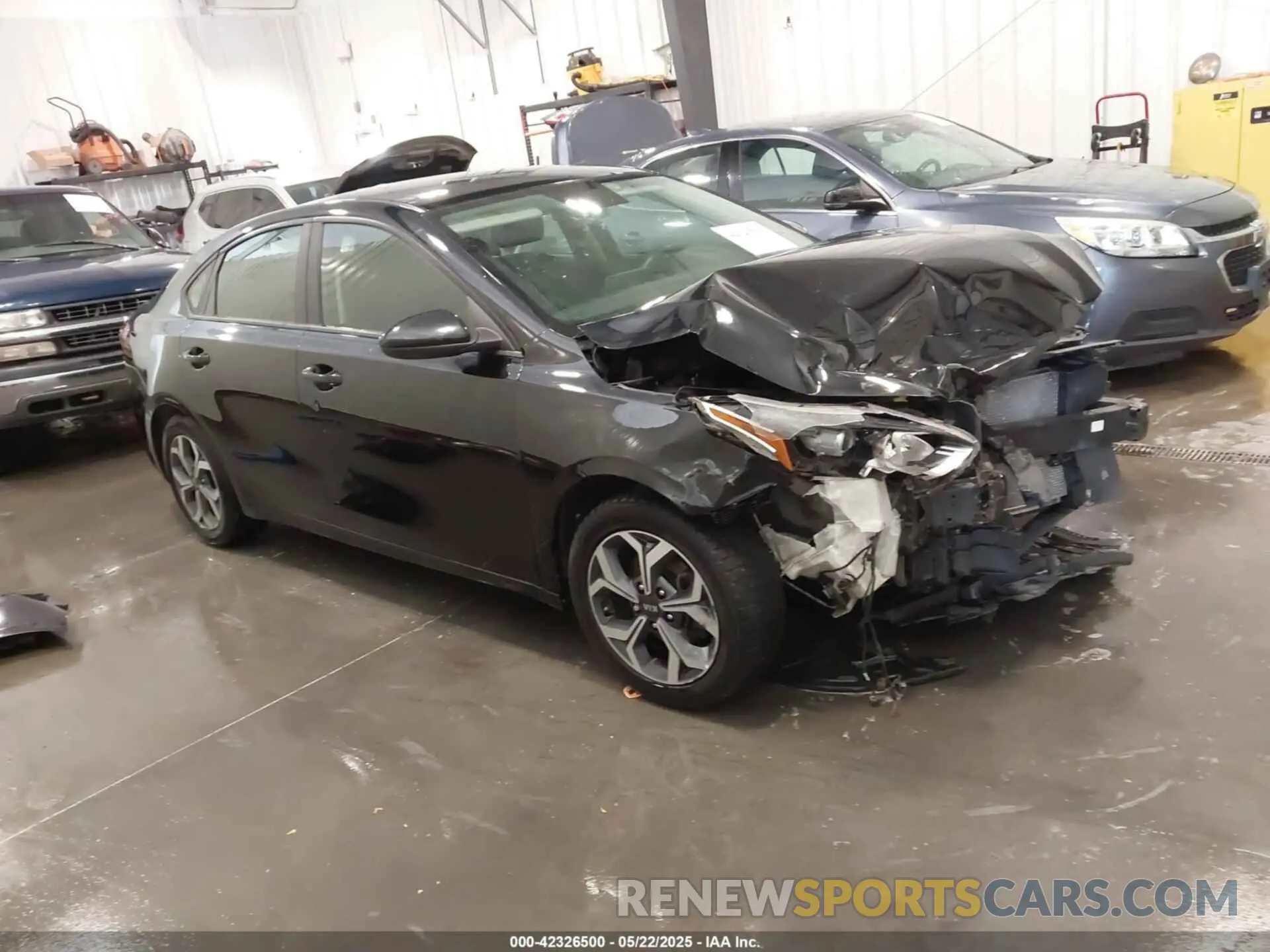 1 Photograph of a damaged car 3KPF24AD1KE017574 KIA FORTE 2019