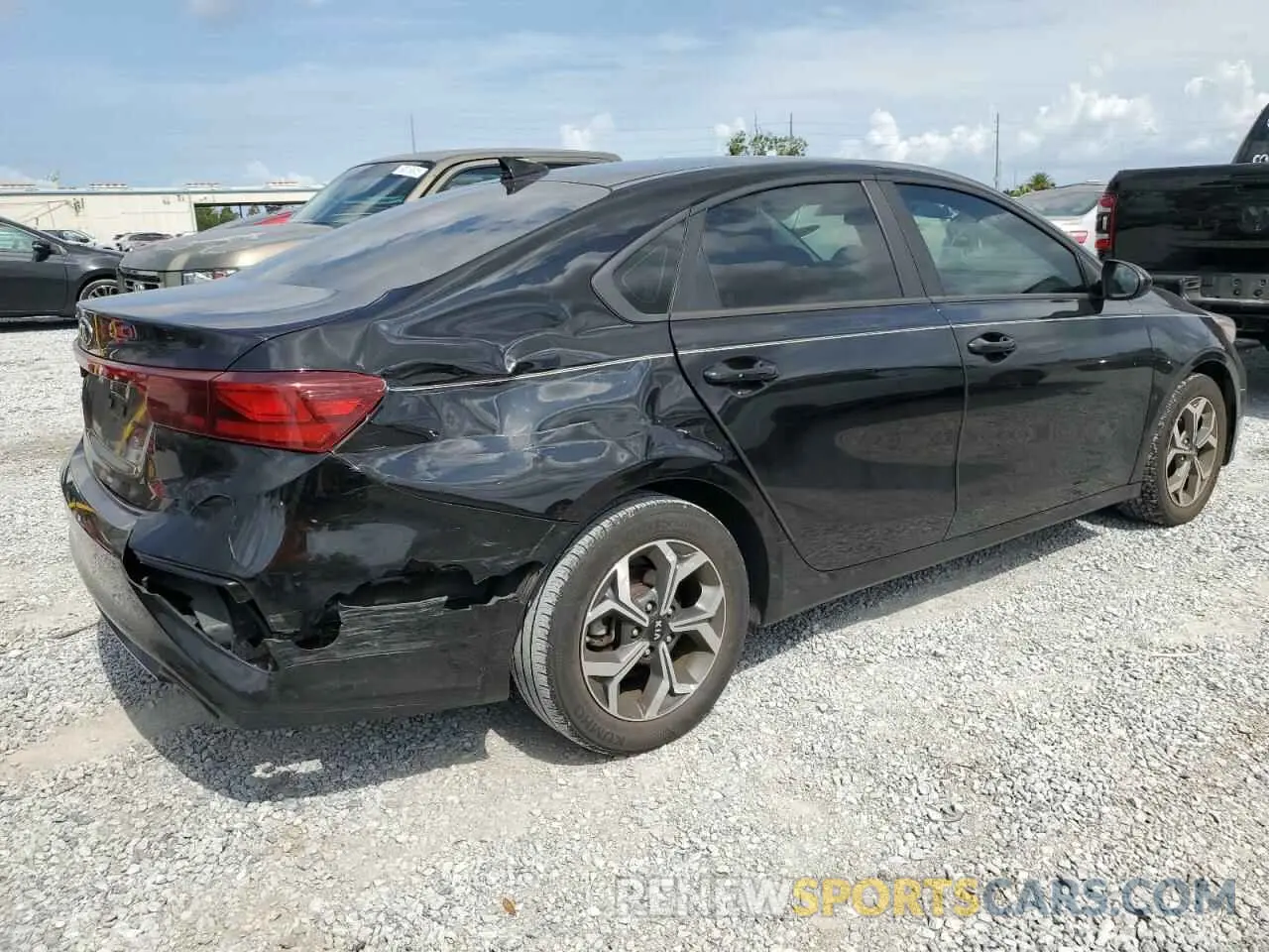 3 Photograph of a damaged car 3KPF24AD1KE026713 KIA FORTE 2019