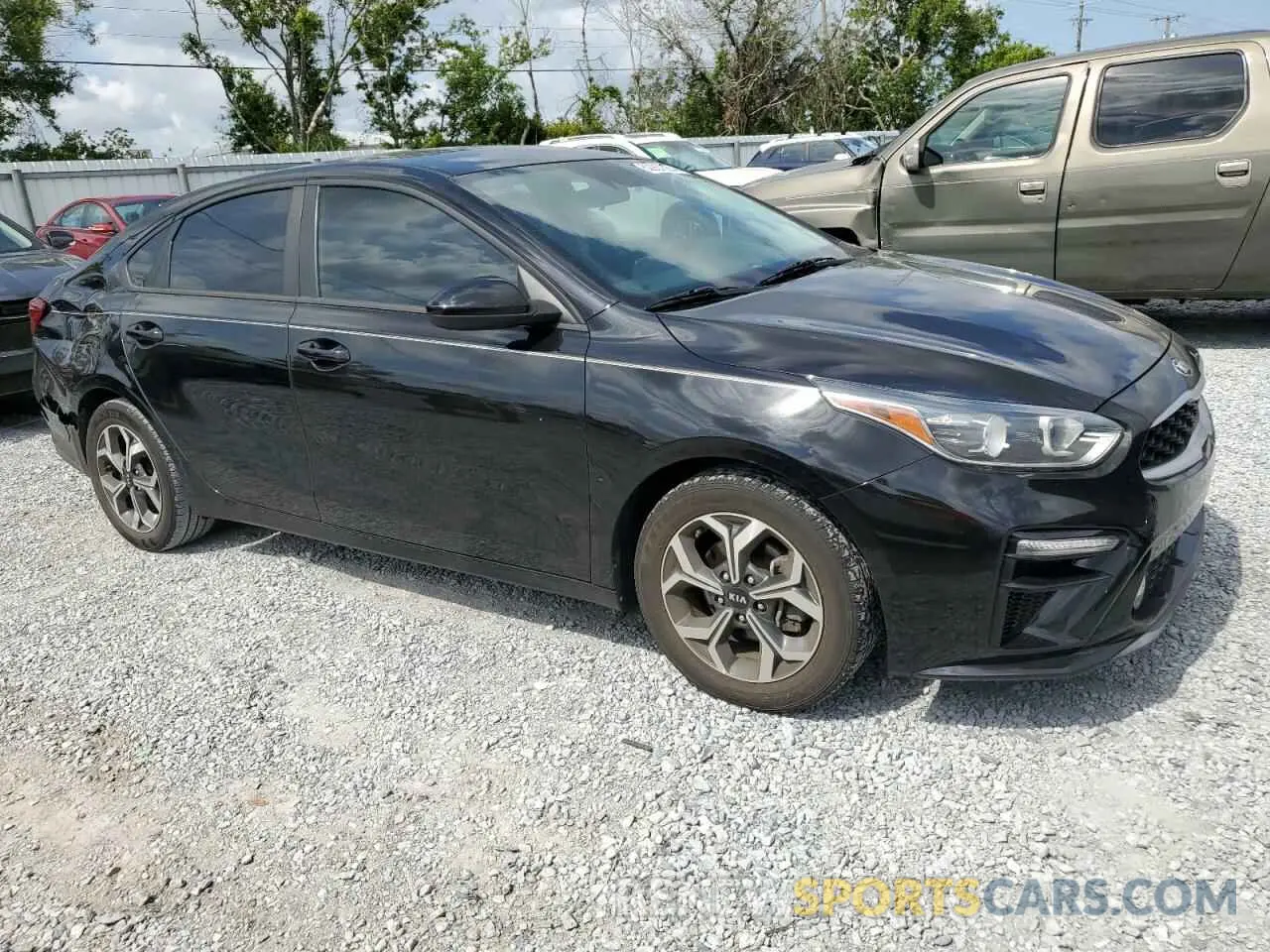 4 Photograph of a damaged car 3KPF24AD1KE026713 KIA FORTE 2019