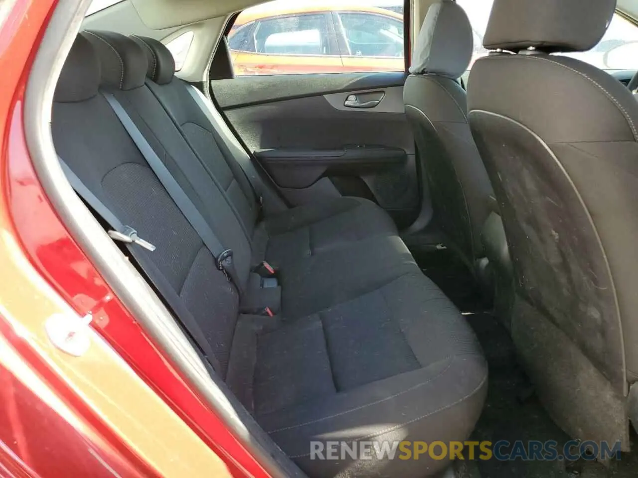 11 Photograph of a damaged car 3KPF24AD1KE067102 KIA FORTE 2019