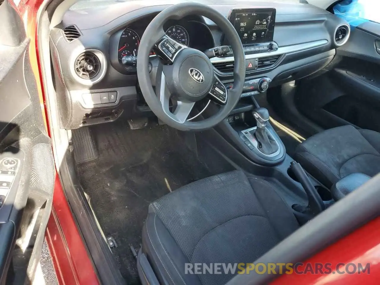 8 Photograph of a damaged car 3KPF24AD1KE067102 KIA FORTE 2019