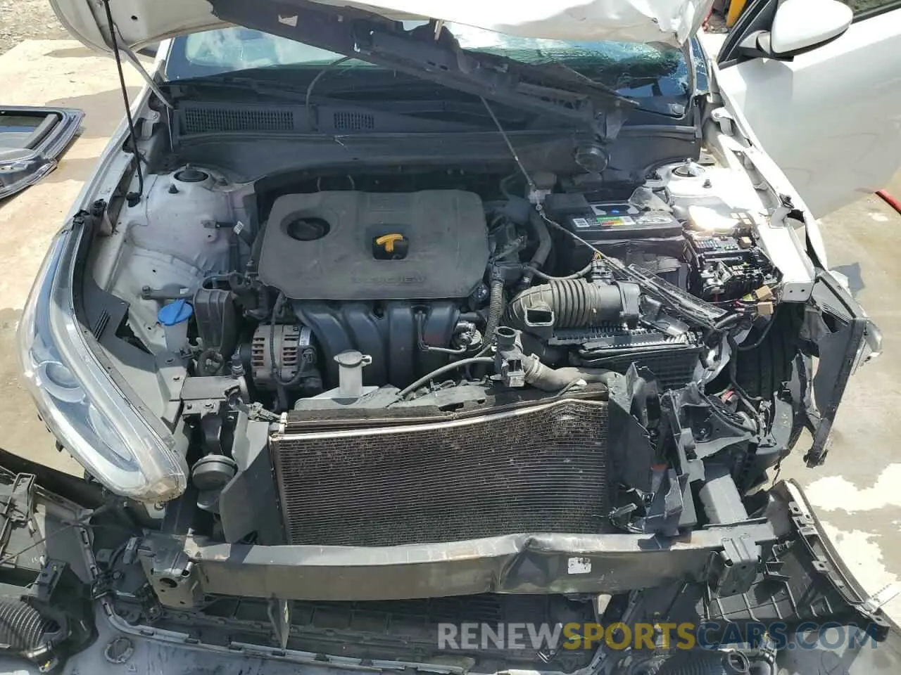 11 Photograph of a damaged car 3KPF24AD1KE073983 KIA FORTE 2019