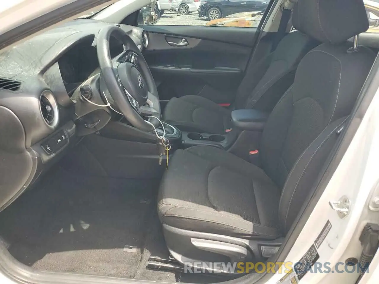 7 Photograph of a damaged car 3KPF24AD1KE073983 KIA FORTE 2019
