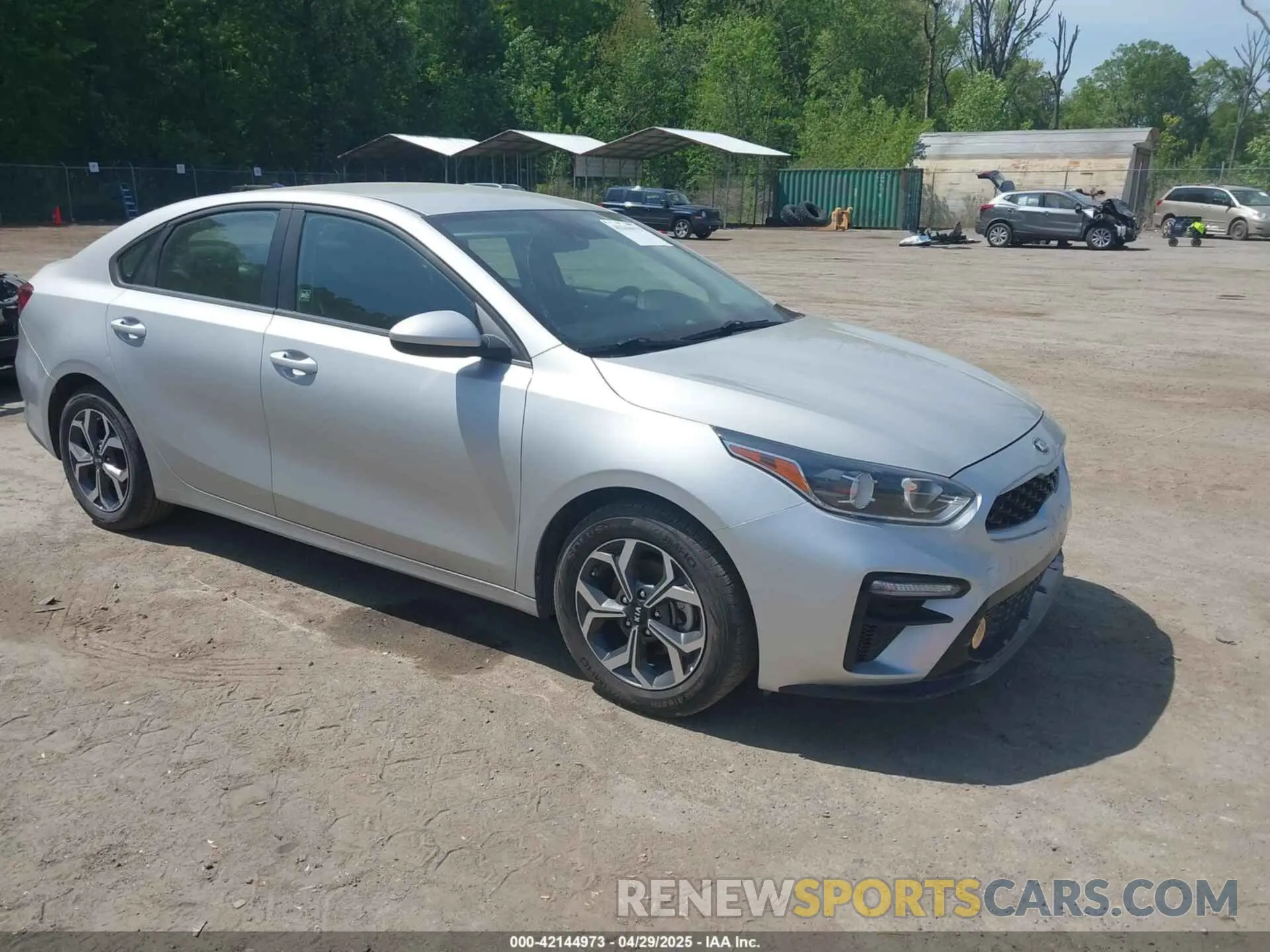 1 Photograph of a damaged car 3KPF24AD1KE086328 KIA FORTE 2019