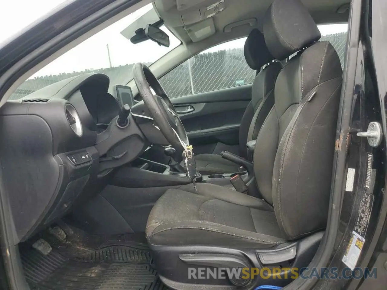 7 Photograph of a damaged car 3KPF24AD1KE097717 KIA FORTE 2019